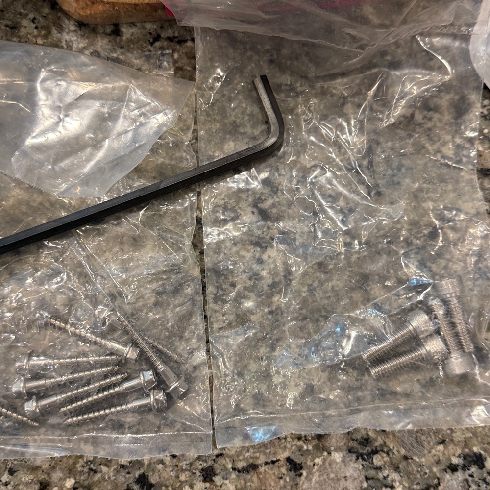 Moen TS50100 Tub filler mount kit - Picture 5 of 7
